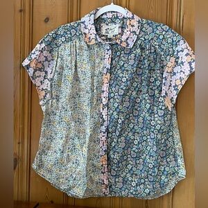 American Eagle Floral Button-Up Blouse